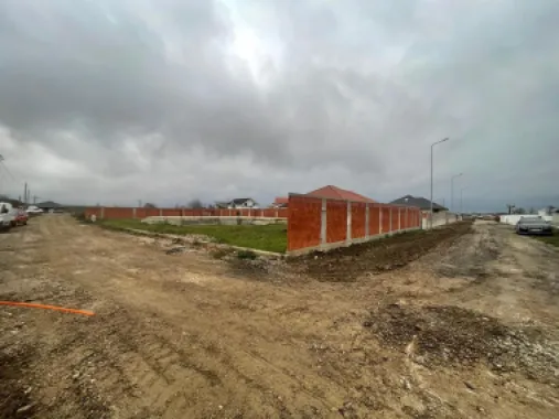 Teren intravilan, fundatie proiect casa, gard si utilitati-Zona Cheriu