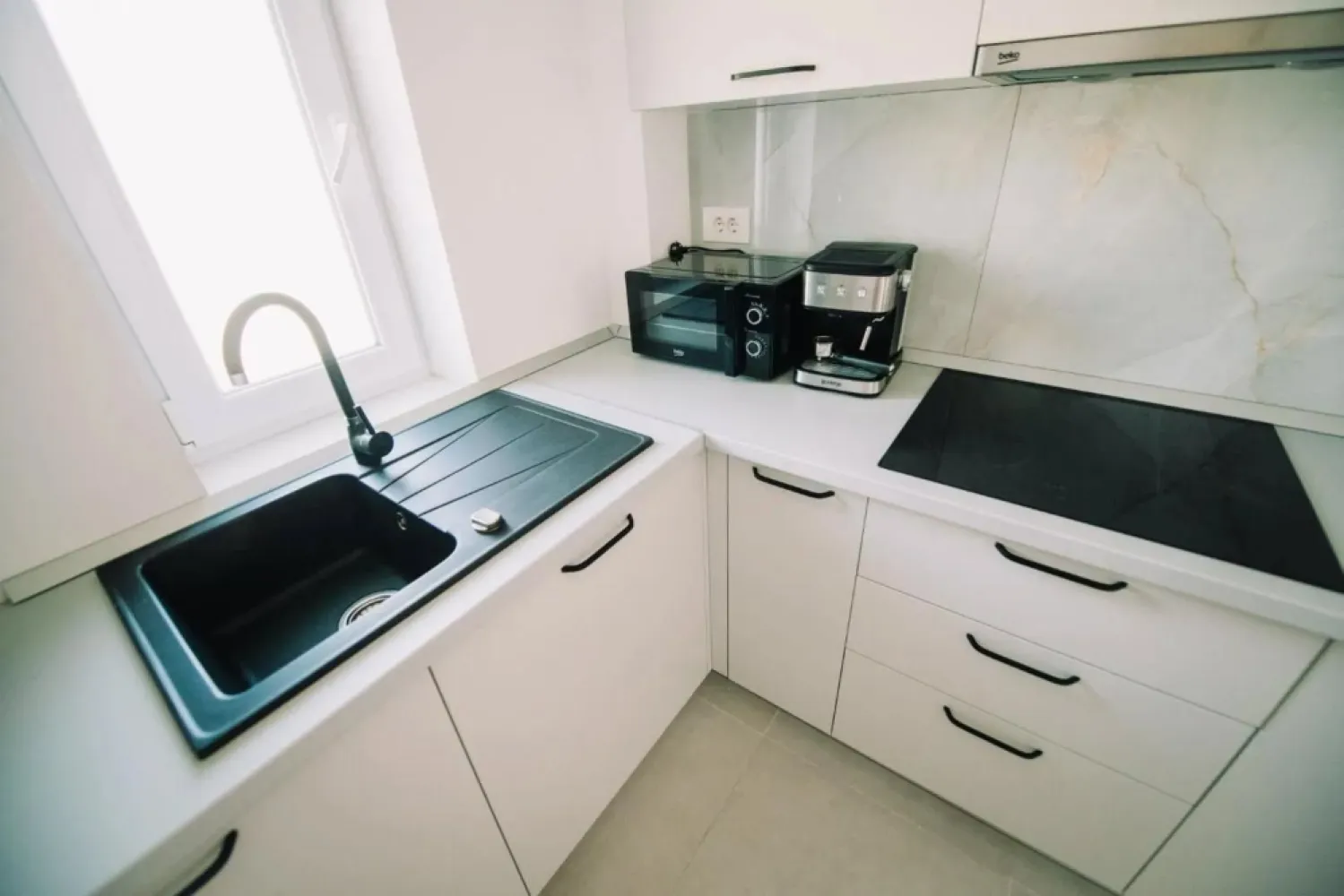 Ap cu 2 camere la cheie, mobilat/utilat + parcare inclusă-105.000 euro