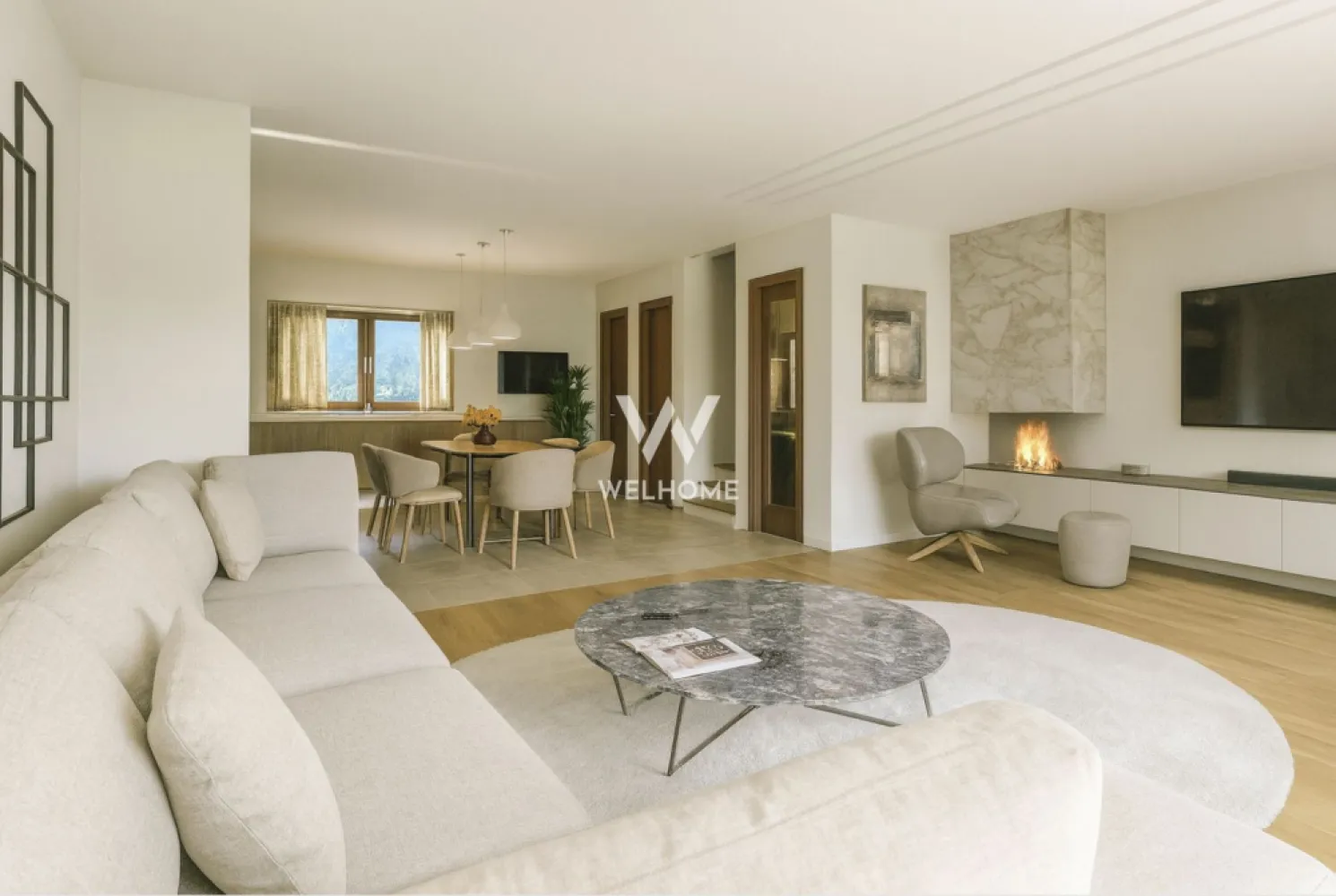 Casa 4 camere, teren 420 mp - NOU - Sibiu, Selimbar - Casa noua 4 camere, 2 bai - Selimbar, Sibiu - spatiu si confort pentru familie La 10 minute de centrele comerciale, aproape de scoala si Primarie - strada asfaltata, iluminata Casa individuala cu parter si etaj + pod, cca 120 mp, teren 420 mp La Parter - hol acces, baie, spatiu tehnic si depozitare, bucatarie open space cu living si acces pe o terasa generoasa acoperita. La cerere se poate separa bucataria. La Etaj sunt 3 dormitoare, hol si baie Pod - spatiu depozitare sau poate fi adaptat - prevazut cu 2 geamuri tip iluminator si instalatie electrica. La etaj este placa de beton izolata cu polistiren extrudat pentru o izolare termica si fonica intre etaje. Casa se preda la interior la stadiu de ALB: pereti finisati cu lavabila, centrala termica, incalzire in pardoseala, termostate in fiecare incapere, instalatii sanitare si electrice pe pozitie, geamuri termopan 5 camere, 3 foi de sticla Exterior casa la CHEIE: izolatie polistiren 10cm, decorativa, pervaze geamuri, alimentare pentru camere de supraveghere si alarma, poarta acces pietonal si auto, curte pavata cale acces pietonal si parcare auto. Termen predare - fine an 2025 Pret : 255.000 euro