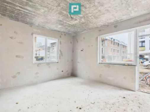 Apartament 3 camere cu curte proprie în Giroc