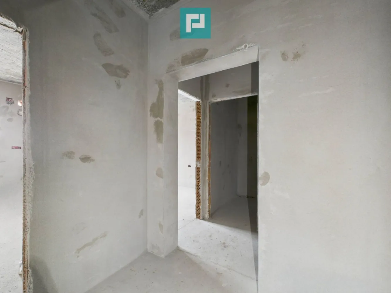 Apartament 3 camere cu curte proprie în Giroc