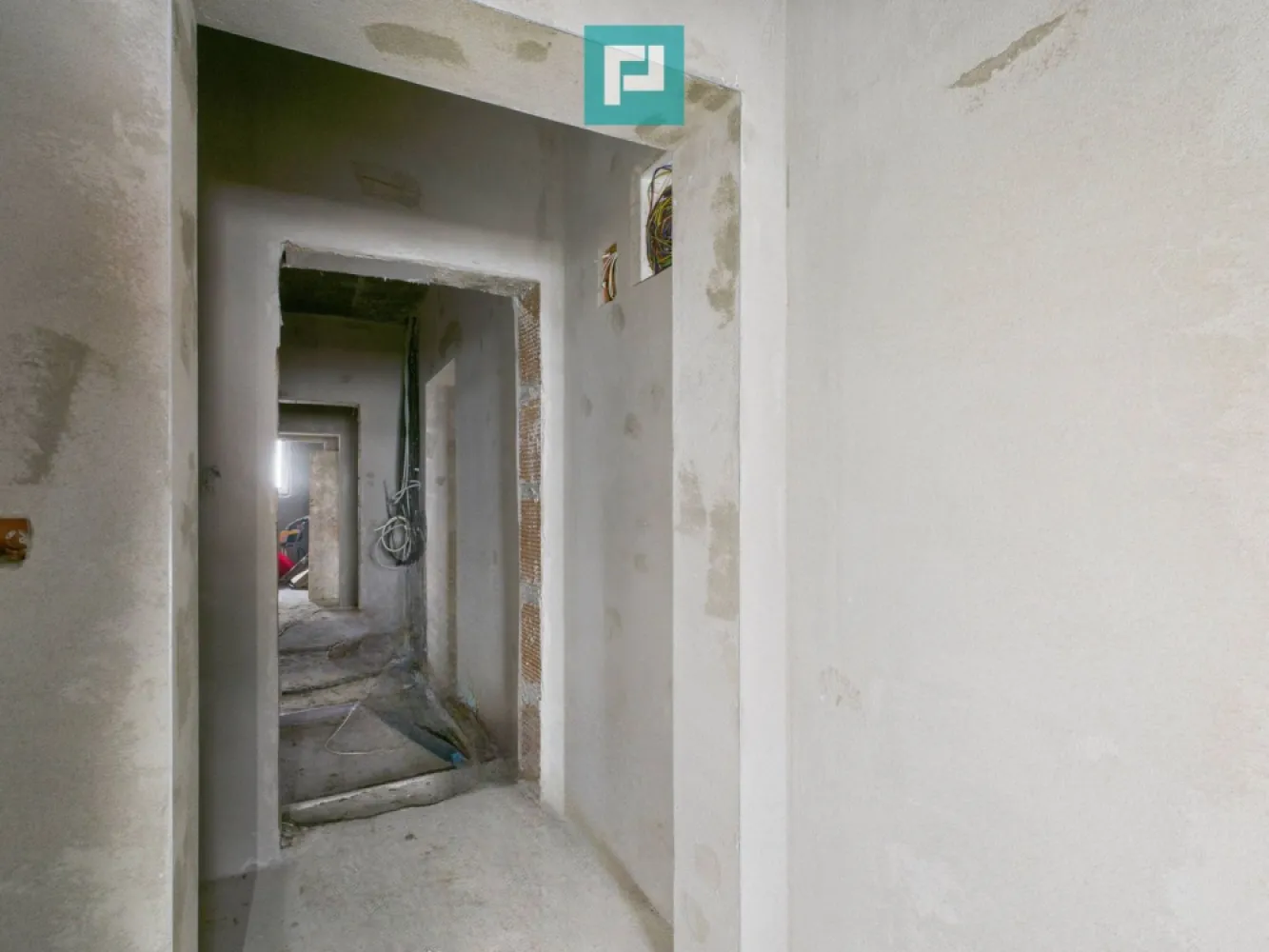 Apartament 3 camere cu curte proprie în Giroc