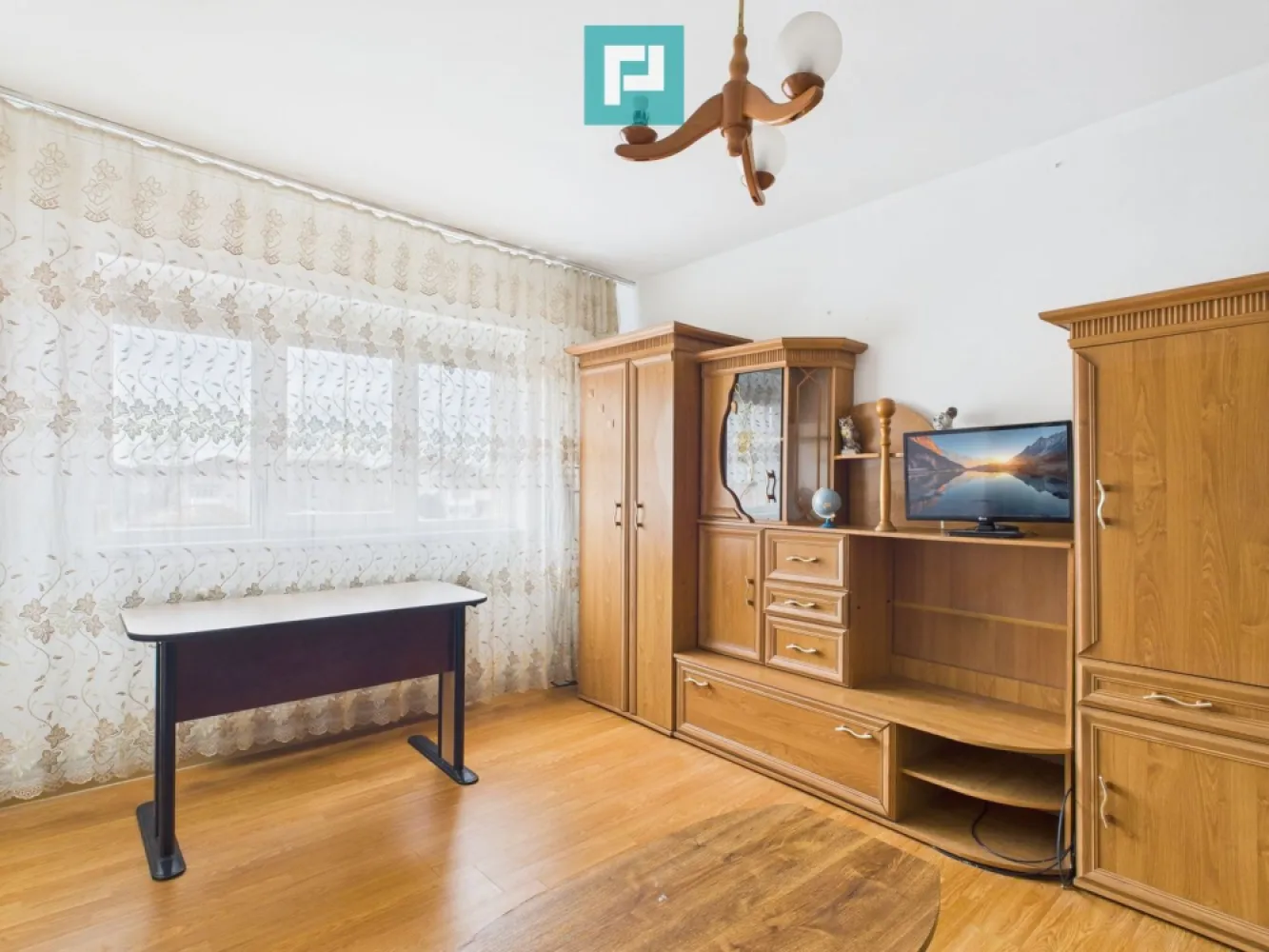 Apartament 2 camere luminos- Aleea Poiana Ruscai