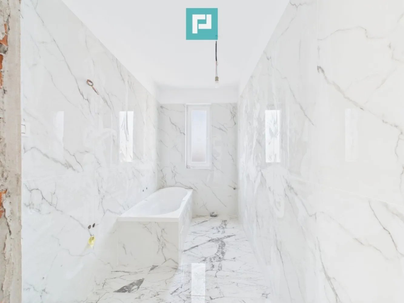Penthouse cu terasă generoasă, în inima Chișodei