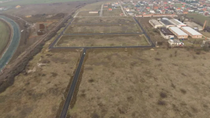 Teren intravilan de 605 mp în Vladimirescu