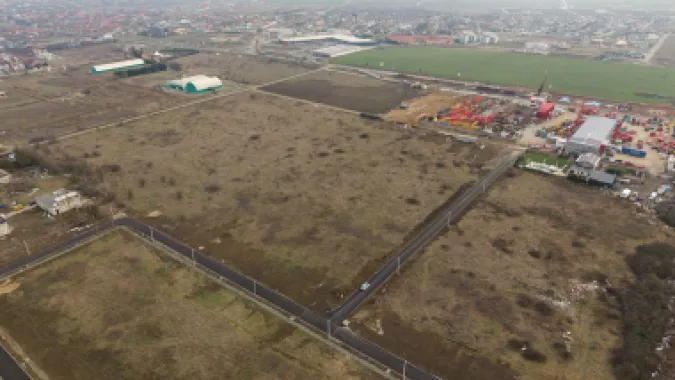 Teren intravilan de 605 mp în Vladimirescu