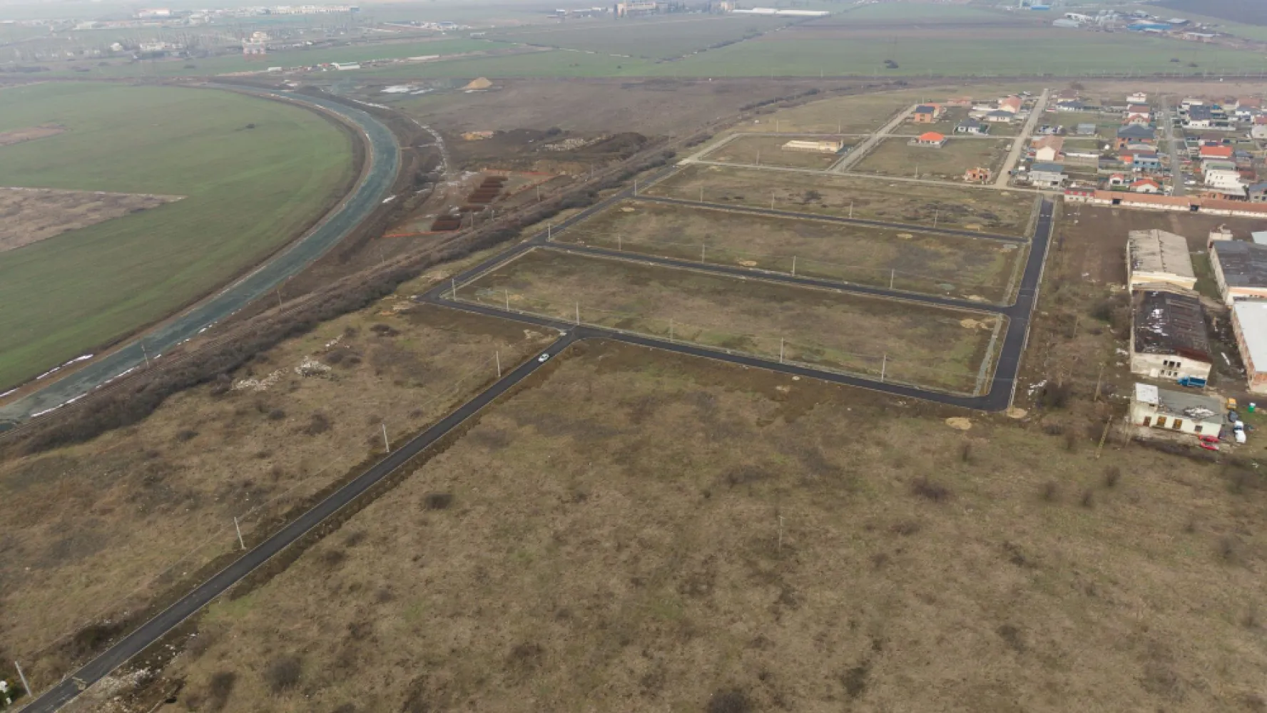 Teren intravilan de 605 mp în Vladimirescu