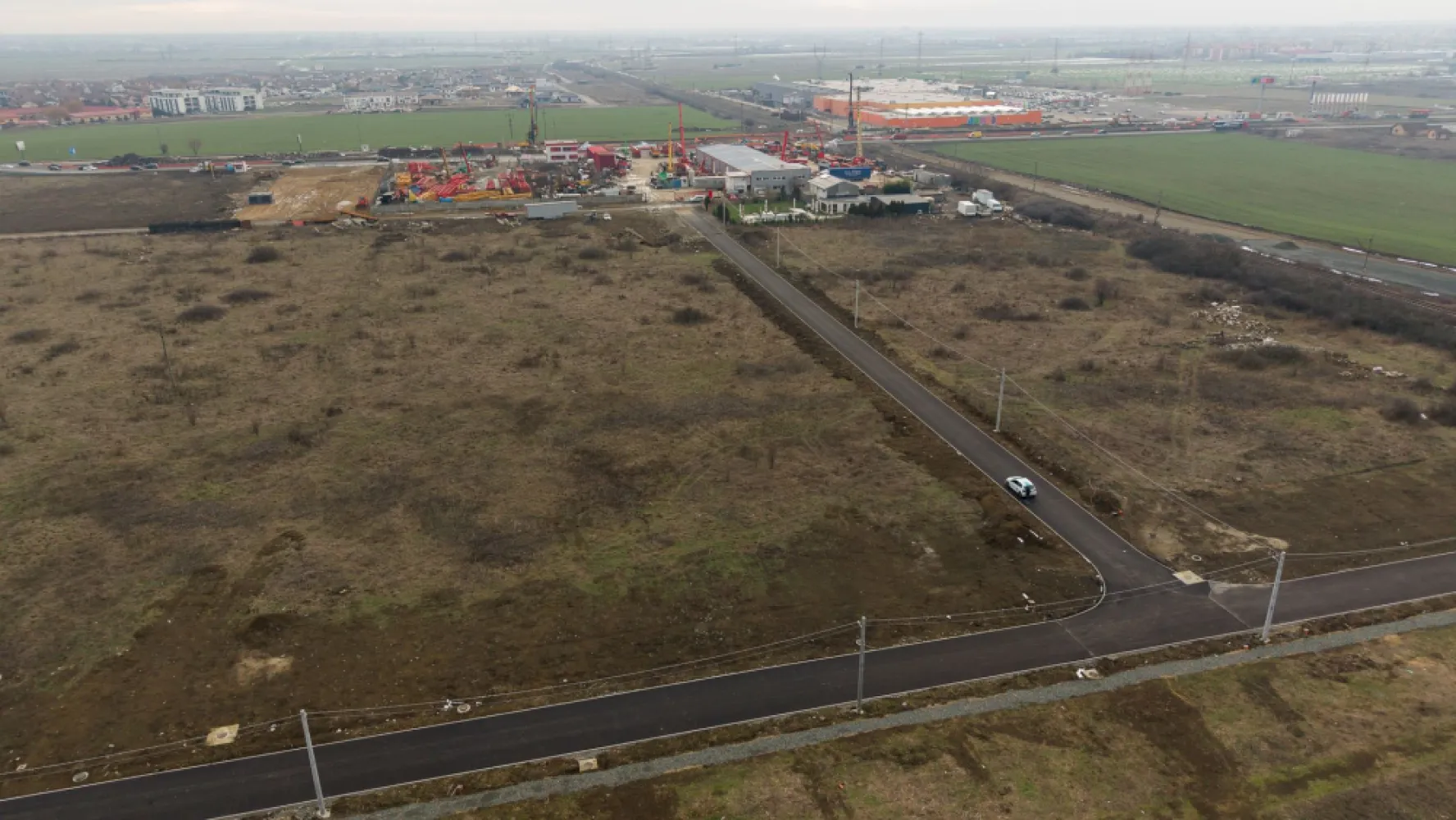 Teren intravilan de 606 mp în Vladimirescu
