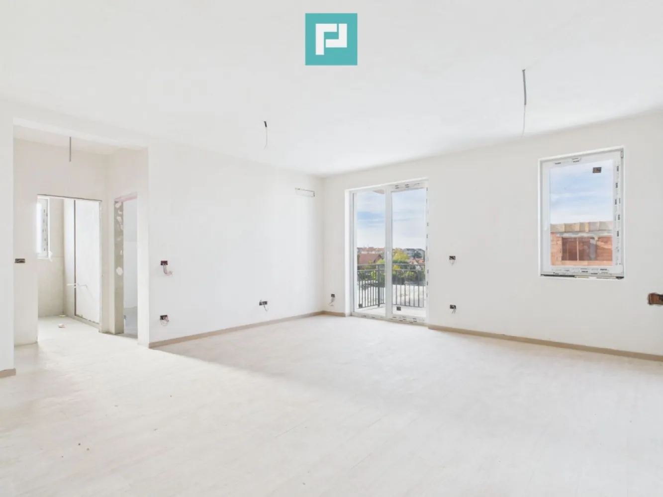 Apartament la mansardă Freidorf lângă ShoppingCity - Apartament modern cu 2 camere la mansardă – lângă Shopping City Timișoara

Aflat la mansardă, acest apartament modest de 50,05 mp utili (63,20 mp construiți) te cucerește prin conceptul open space și spațiile generoase, oferind o atmosferă caldă, luminoasă și primitoare.

 Avantaje cheie:

Iluminat natural excelent, care creează o stare de bine 

Design modern, ideal pentru tineri sau cupluri care apreciază confortul

Locație excelentă, aproape de Shopping City Timișoara – tot ce ai nevoie, la doar câțiva pași

Prețul include TVA și un loc de parcare privat 

Un apartament ideal pentru cei care caută intimitate, stil și accesibilitate într-o zonă dinamică a orașului!

Consultant imobiliar : Laurențiu Caraman

Telefon : 0721824896

Email : laurențiu.caraman@propertylab.ro

CP 2785927