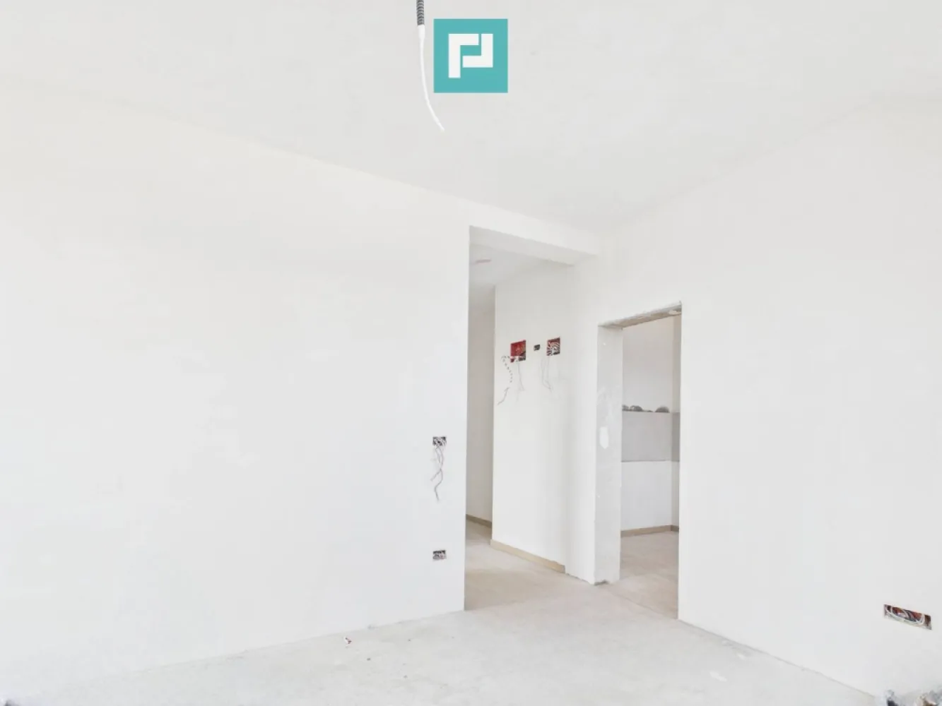 Apartament 54 mp spațios la mansardă în Freidorf - Apartament nou, modern și spațios la mansardă – spațiu generos și confortabil, lângă Shopping City Timișoara

 Pentru cei care caută un apartament generos, luminos și plin de confort, recomandăm acest apartament open space situat la mansardă, cu o suprafață desfășurată de 54,73 mp și o suprafață construită de 66,30 mp.

 Designul deschis oferă o atmosferă aerisită și modernă, perfectă pentru relaxare sau pentru amenajări creative.

 Amplasarea în apropierea Shopping City Timișoara aduce un plus de confort – acces rapid la centre comerciale, restaurante și transport.

 Ideal pentru tineri, cupluri sau investitori care își doresc un apartament primitor într-o zonă în plină dezvoltare.

 Consultant imobiliar : Laurentiu Caraman

 Telefon : 0721824896

 Email : laurentiu.caraman@propertylab.ro

 CP 2770051