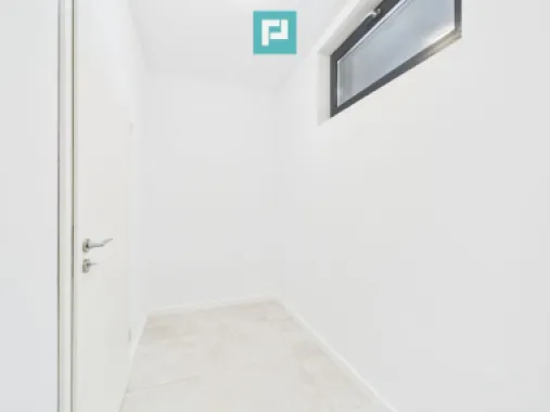 Apartament cu 2 camere, terasă generoasă – Moșnița