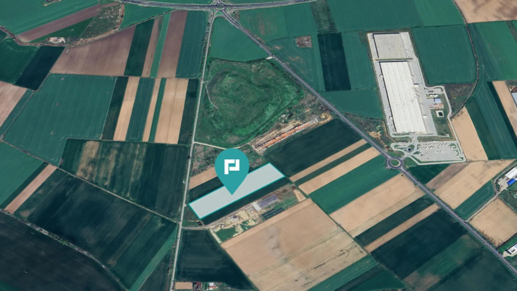 Teren intravilan 35.000 mp – Șag - O oportunitate rară în Șag – teren intravilan 35.000 mp 

 Pe drumul către Parța, vă așteaptă un teren generos de 35.000 mp intravilan, o pânză albă gata să prindă viață prin proiectul pe care îl visați.

 Localizare excelentă – acces direct din drumul principal, într-o zonă aflată în plină dezvoltare.

 Versatilitate – ideal pentru construcția de hale de producție, spații de depozitare sau un centru logistic modern.

 Deschidere către viitor – terenul, chiar dacă este neîmprejmuit, oferă libertatea de a-l modela exact așa cum doriți.

 Dacă sunteți în căutarea unui spațiu amplu, cu potențial real de dezvoltare și acces facil, acest teren poate deveni fundația unui proiect solid și de succes.

Consultant imobiliar : Laurentiu Caraman

Telefon : 0721824896

Email : laurentiu.caraman@propertylab.ro

CP2703053