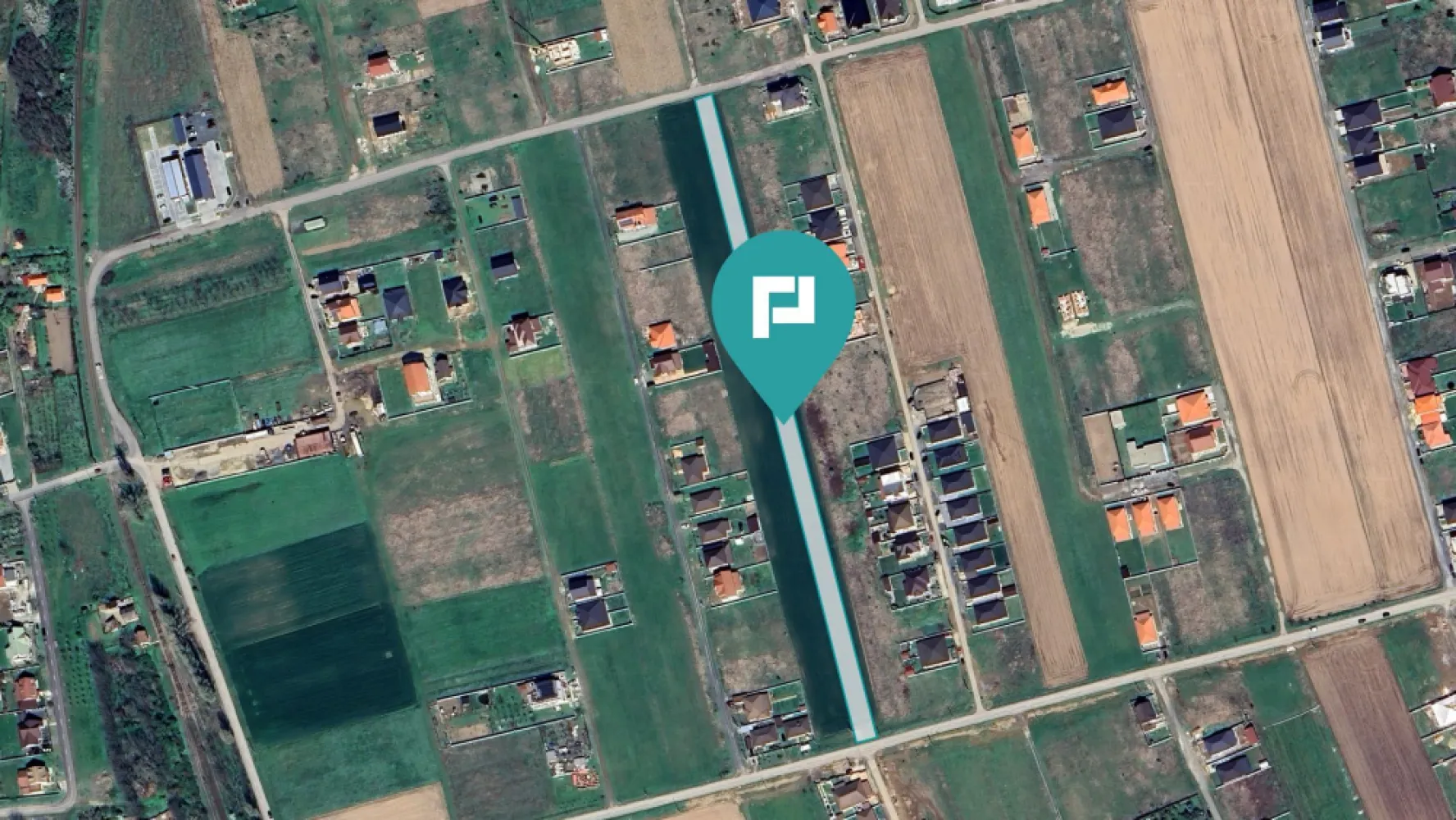 Teren intravilan Șag - Mănăstire - Teren intravilan de vânzare – Șag, Drumul spre Mănăstire, str. XXIV

Property Lab vă propune spre achiziție un teren generos, în suprafață de 4.990 mp, situat într-o zonă rezidențială din Șag, cu acces direct din drumul principal, pe strada XXIV – Drumul spre Mănăstire.

Toate utilitățile (curent, gaz, apă, canal) sunt disponibile la parcelă, cu dublă deschidere la două fronturi stradale.
Ideal pentru investiție sau dezvoltare imobiliară (PUZ) – cu posibilitatea achiziționării a încă 4 parcele similare în vecinătate.

O oportunitate excelentă pentru dezvoltatori sau investitori care doresc să construiască într-o zonă în continuă expansiune, cu potențial ridicat de creștere!

Pentru detalii suplimentare sau programarea unei vizionări, nu ezitați să mă contactați!
Dina Driment – Consultant Imobiliar Property Lab
telefon : 0721 869 140
e-mail : dina.driment@propertylab.ro
CP2668123
