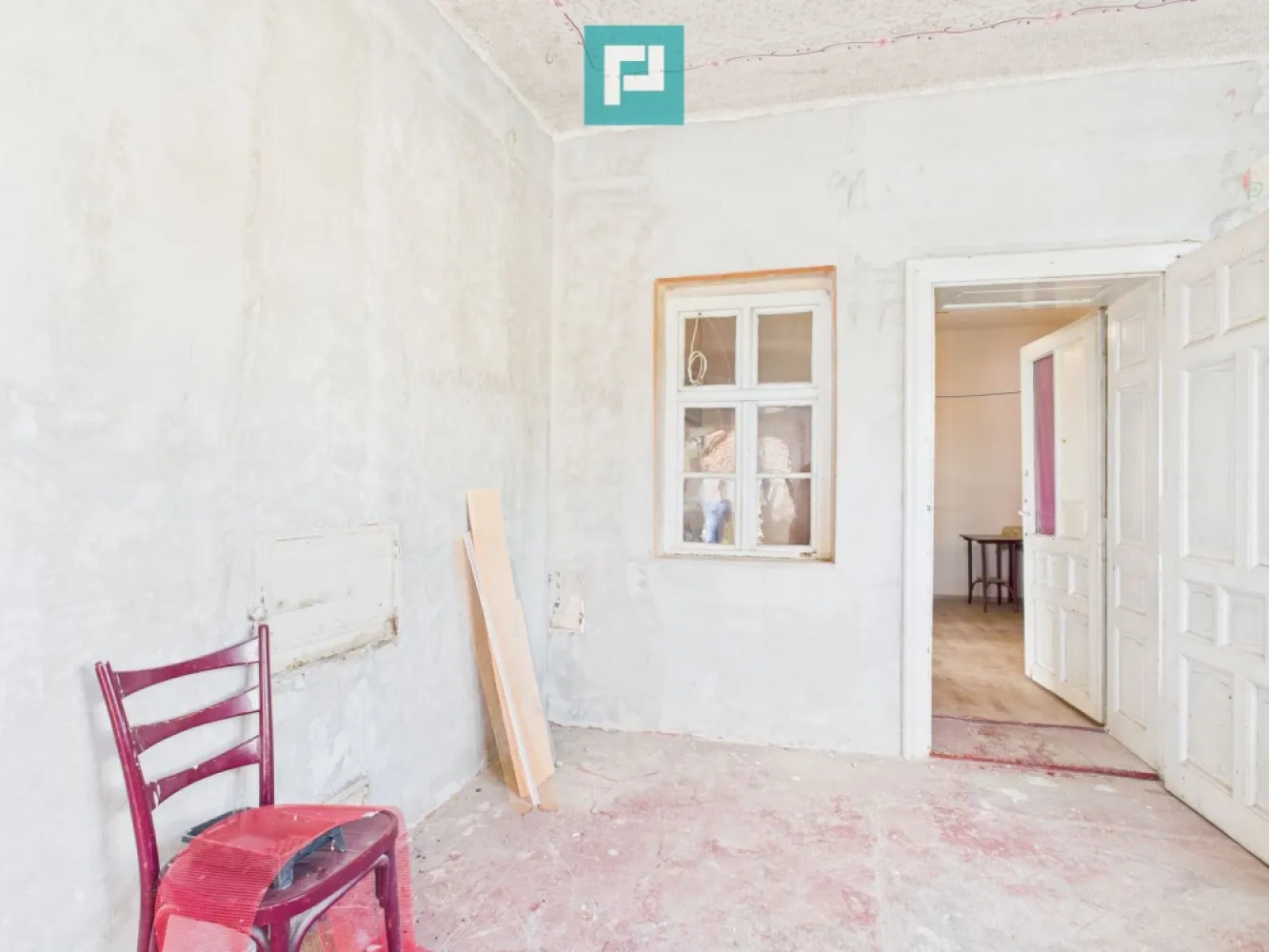 Casă spatioasă și solidă în Pecica