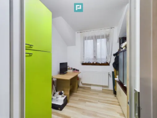 Apartament cu 2 camere pe 2 niveluri în Dumbrăvița