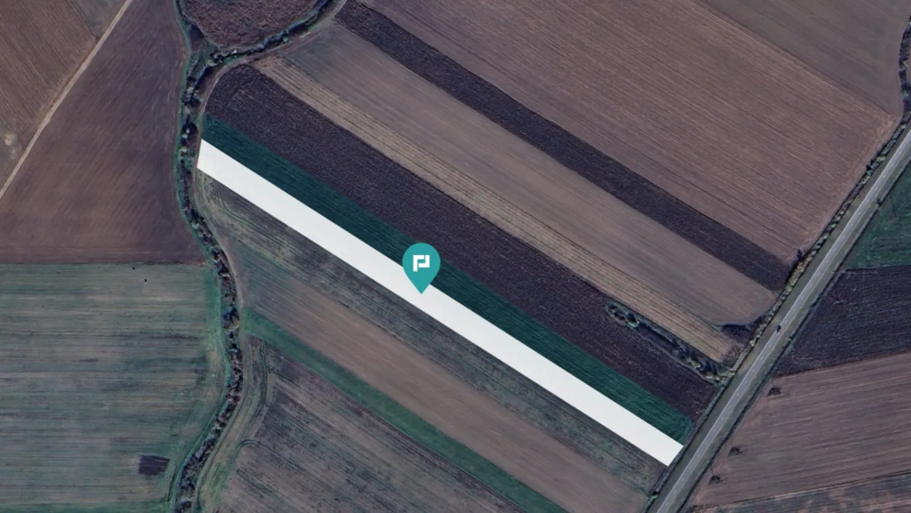 Teren intravilan la stradă principală Remetea Mare - Oferim spre vânzare un teren intravilan situat pe strada principală care face legătura cu localitatea Ianova.

~ Acest teren oferă posibilități reale de investiție, fie că vrei să construiești o hală, să dezvolți o afacere sau pur și simplu să îți extinzi activitatea într-o zonă cu potențial ridicat de creștere.

~ Zona se dezvoltă tot mai mult de la an la an.

• Suprafață : 11.600 mp
• Front stradal : 24.14 m
• Ideal pentru activități industriale sau agricole
• Zonă în dezvoltare cu potențial ridicat de creștere

Contactează-mă acum pentru mai multe detalii !

Marian Dobre - Consultant Imobiliar PropertyLab Timișoara
Telefon: 0773 700 389

Mail: marian.dobre@propertylab.ro
Cod Proprietate: 2332792