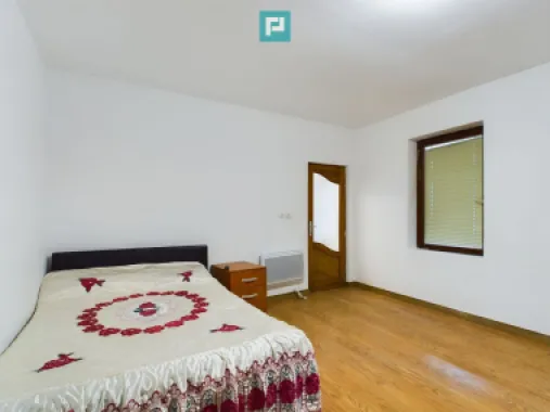 Casă cu 4 camere, renovată, în zona Gării de Nord