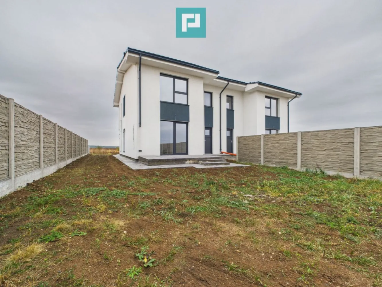Duplex ultrafinisat cu 3 camere, 3 băi în Pișchia