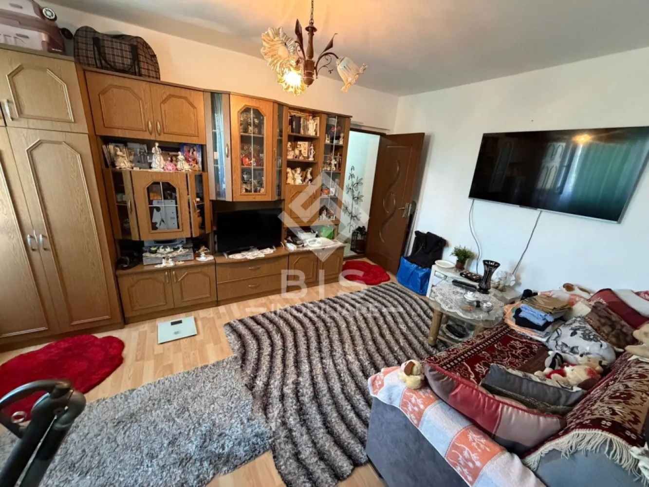 Apartament de vanzare 3 camere - zona Decebal