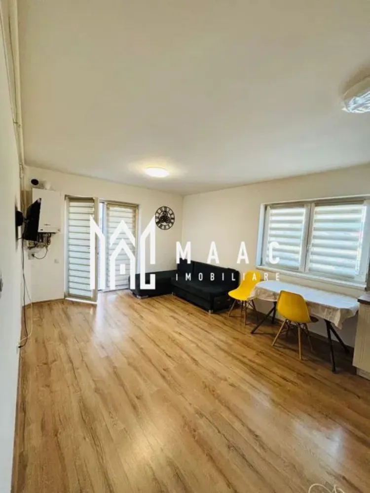 Apartament 2 camere I Decomandat I Curte I Arhitectilor - Apartament 2 camere, decomandat, cu curte și loc de parcare – 55 mp, parter

Apartament spațios și practic compartimentat, situat la parter, cu o suprafață utilă de 55 mp, ideal pentru locuire confortabilă sau investiție sigură.

Caracteristici principale:

Compartimentare decomandată: living, dormitor, bucătărie, baie

Curte proprie – ideală pentru relaxare sau amenajare grădină

Loc de parcare inclus

Acces facil, poziționare ideală la parter

Proprietatea este potrivită atât pentru rezidență, cât și pentru închiriere. Disponibilă imediat. Pentru mai multe informații și vizionări: ID: CP3085534