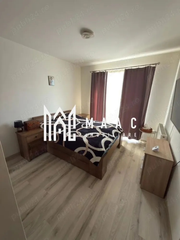 Apartament 3 camere | 53MPU | Balcon | Parter | Terezian - MAAC Imobiliare vă propune spre vânzare un apartament modern cu 3 camere, situat la parter înalt al unui imobil din Terezian, o locație bine conectată și apreciată pentru accesibilitate și liniște.

Apartamentul are o suprafață utilă de 53 mp și este compartimentat eficient, cu living open space cu bucătărie, un spațiu luminos și aerisit, două camere bine proporționate și baie. Un avantaj important îl reprezintă balconul generos de 10 mp, ideal pentru relaxare sau amenajarea unei zone de recreere.

Proprietatea beneficiază de loc de parcare privat, cu acces securizat prin barieră, oferind un plus de confort și siguranță. Poziționarea la parter înalt asigură acces facil, dar și intimitate.

Zona este liniștită și oferă acces rapid către magazine, stații de transport în comun, școli, zone comerciale și principalele artere ale orașului, ceea ce face apartamentul potrivit atât pentru locuință proprie, cât și pentru investiție în vederea închirierii.

Pentru mai multe detalii sau pentru a programa o vizionare, vă rugăm să ne contactați.
Specificați ID-ul CP2823122.
