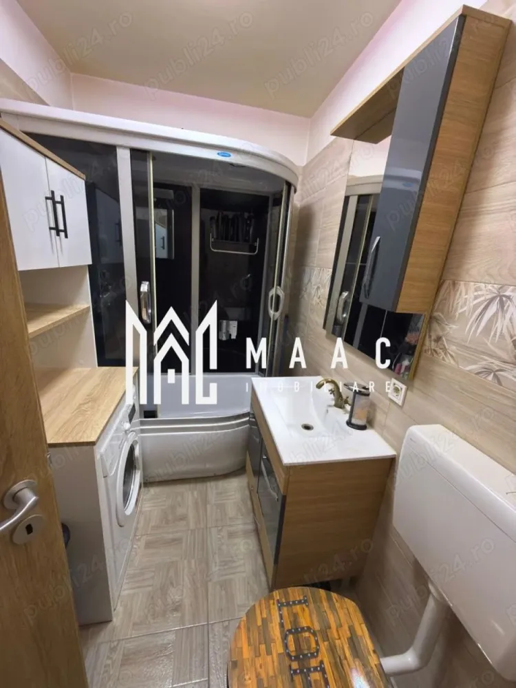 Apartament 3 camere | 53MPU | Balcon | Parter | Terezian - MAAC Imobiliare vă propune spre vânzare un apartament modern cu 3 camere, situat la parter înalt al unui imobil din Terezian, o locație bine conectată și apreciată pentru accesibilitate și liniște.

Apartamentul are o suprafață utilă de 53 mp și este compartimentat eficient, cu living open space cu bucătărie, un spațiu luminos și aerisit, două camere bine proporționate și baie. Un avantaj important îl reprezintă balconul generos de 10 mp, ideal pentru relaxare sau amenajarea unei zone de recreere.

Proprietatea beneficiază de loc de parcare privat, cu acces securizat prin barieră, oferind un plus de confort și siguranță. Poziționarea la parter înalt asigură acces facil, dar și intimitate.

Zona este liniștită și oferă acces rapid către magazine, stații de transport în comun, școli, zone comerciale și principalele artere ale orașului, ceea ce face apartamentul potrivit atât pentru locuință proprie, cât și pentru investiție în vederea închirierii.

Pentru mai multe detalii sau pentru a programa o vizionare, vă rugăm să ne contactați.
Specificați ID-ul CP2823122.