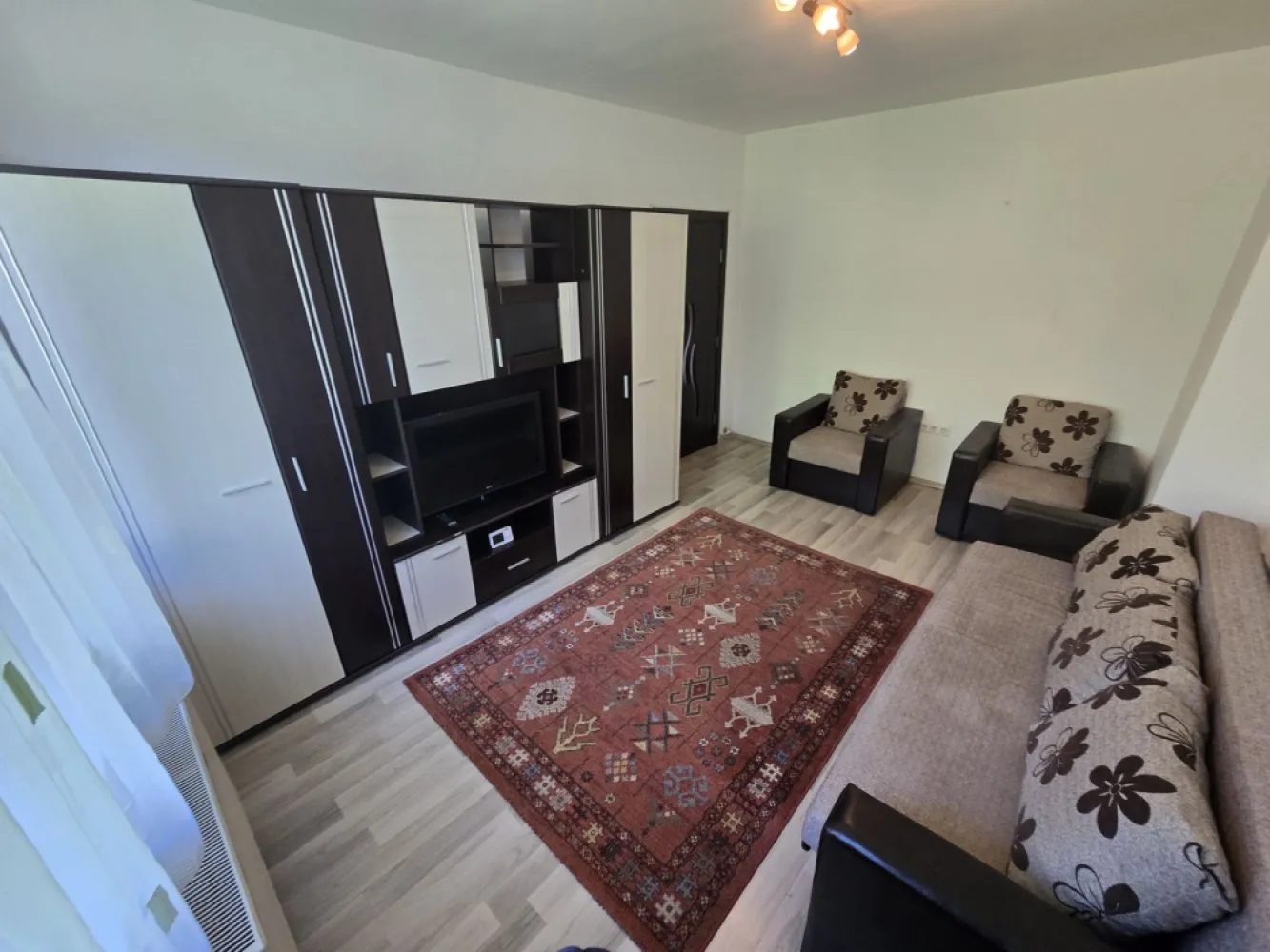 Apartament 2 camere,48 mp, semicentral