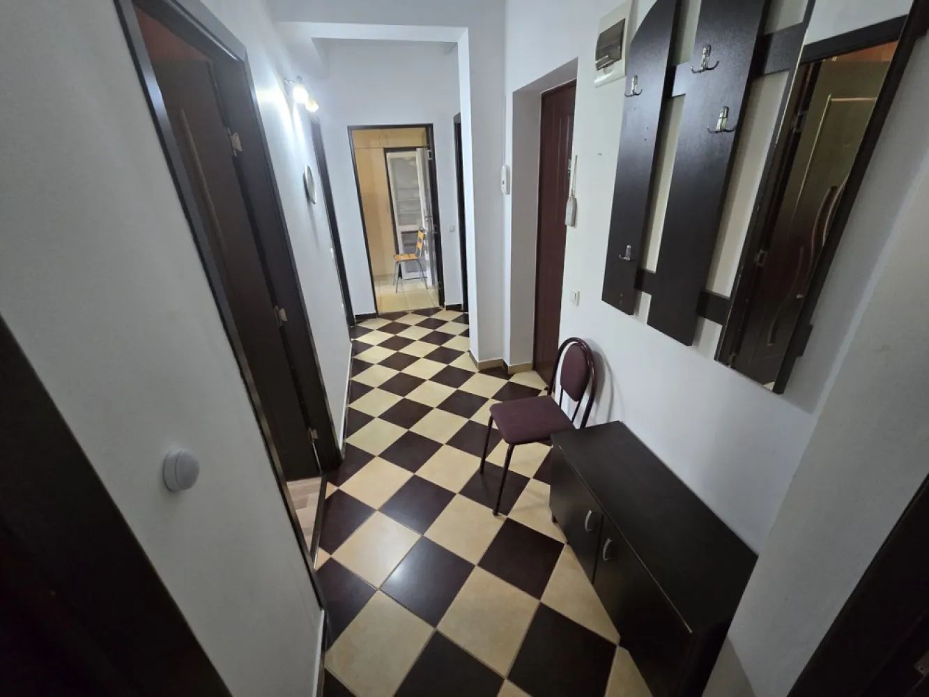 Apartament 2 camere,48 mp, semicentral