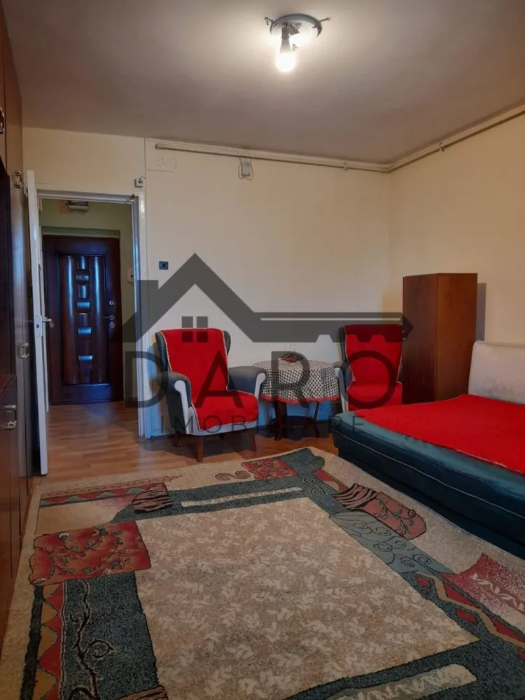 Garsoniera de închiriat, în Aleea Carpați. - Garsoniera de închiriat, pt termeni lung.
Pt alte detalii sunați. Mulțumesc