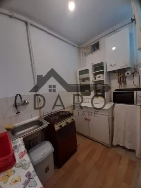 Garsoniera de închiriat, în Aleea Carpați.