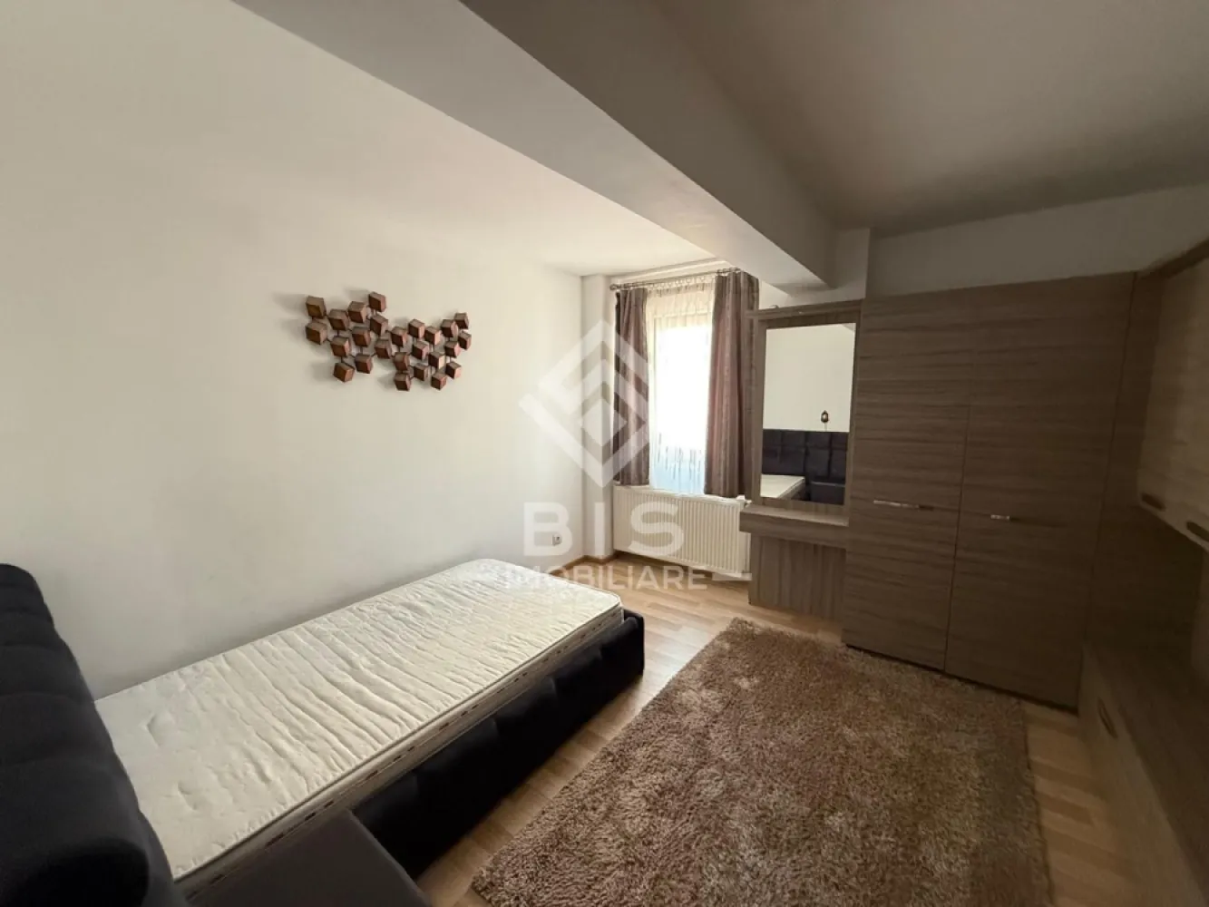 Apartament spațios în Zona ISU | 78 mp utili | Loc de parcare