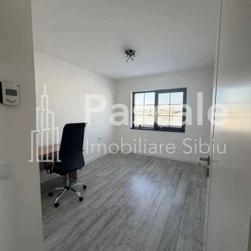 Duplex modern cu grădină – Valletta Lane, Șura Mică