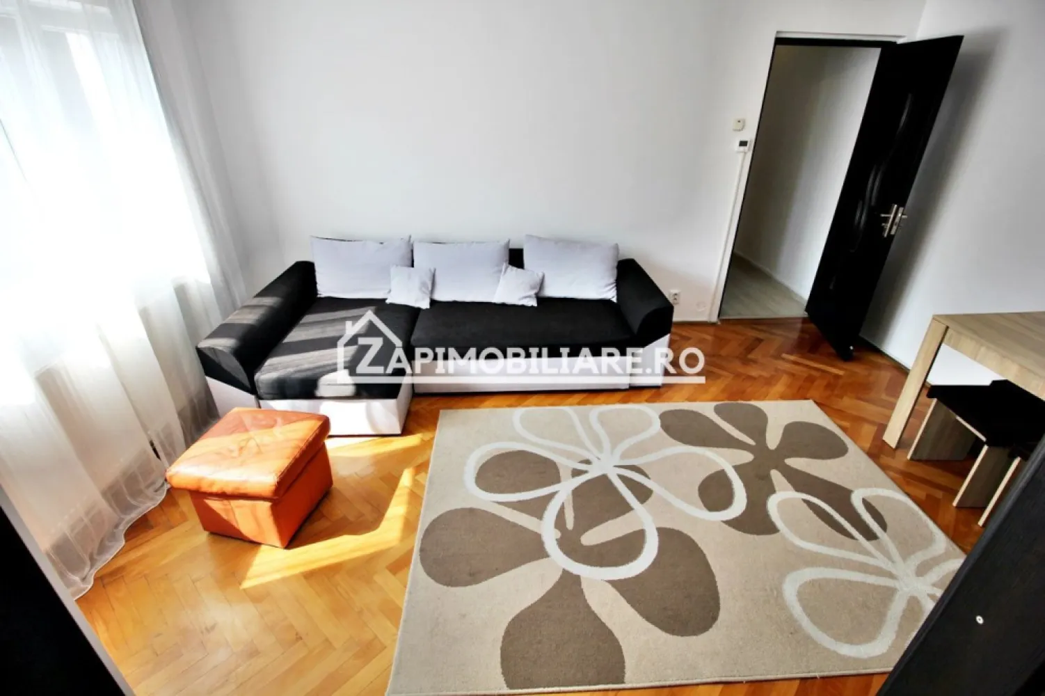 Apartament 2 camere,43 mp,et.3,mobilat si utilat,Targu Mures
