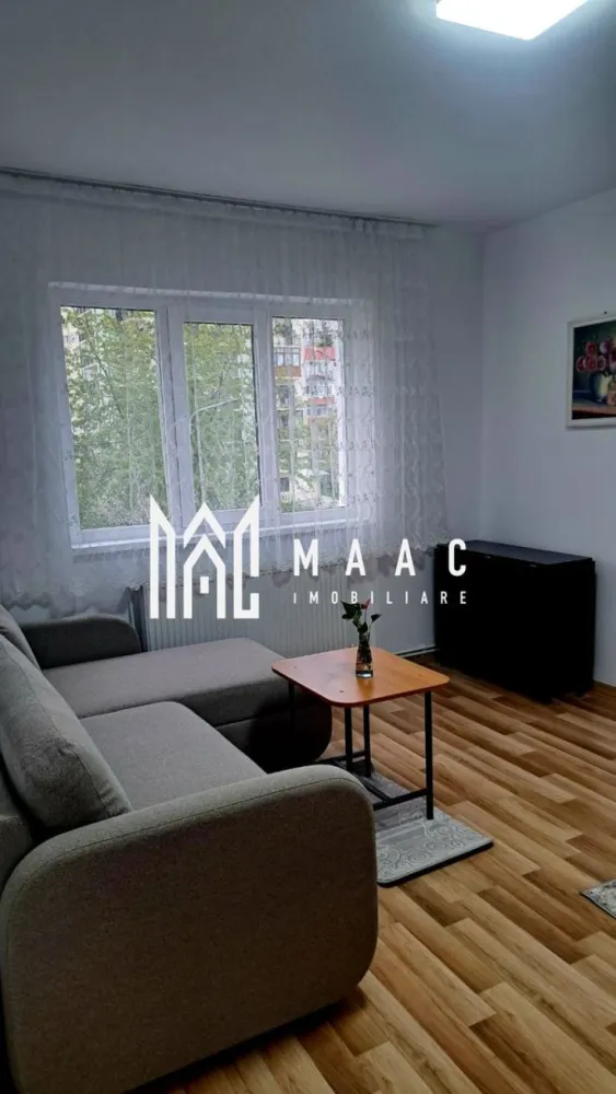 Apartament 2 camere | Etaj 2 | Mobilat si Utilat | Hipodrom III - MAAC Imobiliare vă propune spre închiriere un apartament cu 2 camere situat în cartierul Hipodrom III, zona Mihai Viteazu, o locație bine conectată, cu acces rapid către centre comerciale, mijloace de transport, instituții de învățământ și alte puncte de interes urban. Proprietatea reprezintă o alegere potrivită pentru cei care caută un apartament de închiriat într-o zonă accesibilă și dinamică.

Apartamentul este complet mobilat și utilat, fiind pregătit pentru mutare imediată. Compartimentarea oferă un spațiu confortabil și funcțional, ideal pentru un cuplu sau o persoană singură care își dorește confort și proximitate față de facilitățile orașului.

Caracteristici principale:
-2 camere
-Complet mobilat
-Complet utilat
-Zonă bine conectată
-Disponibil imediat

Se solicită garanție în valoare de o chirie lunară.

Pentru mai multe informații, vă rugăm să menționați telefonic că ați văzut anunțul cu ID CP2853372.