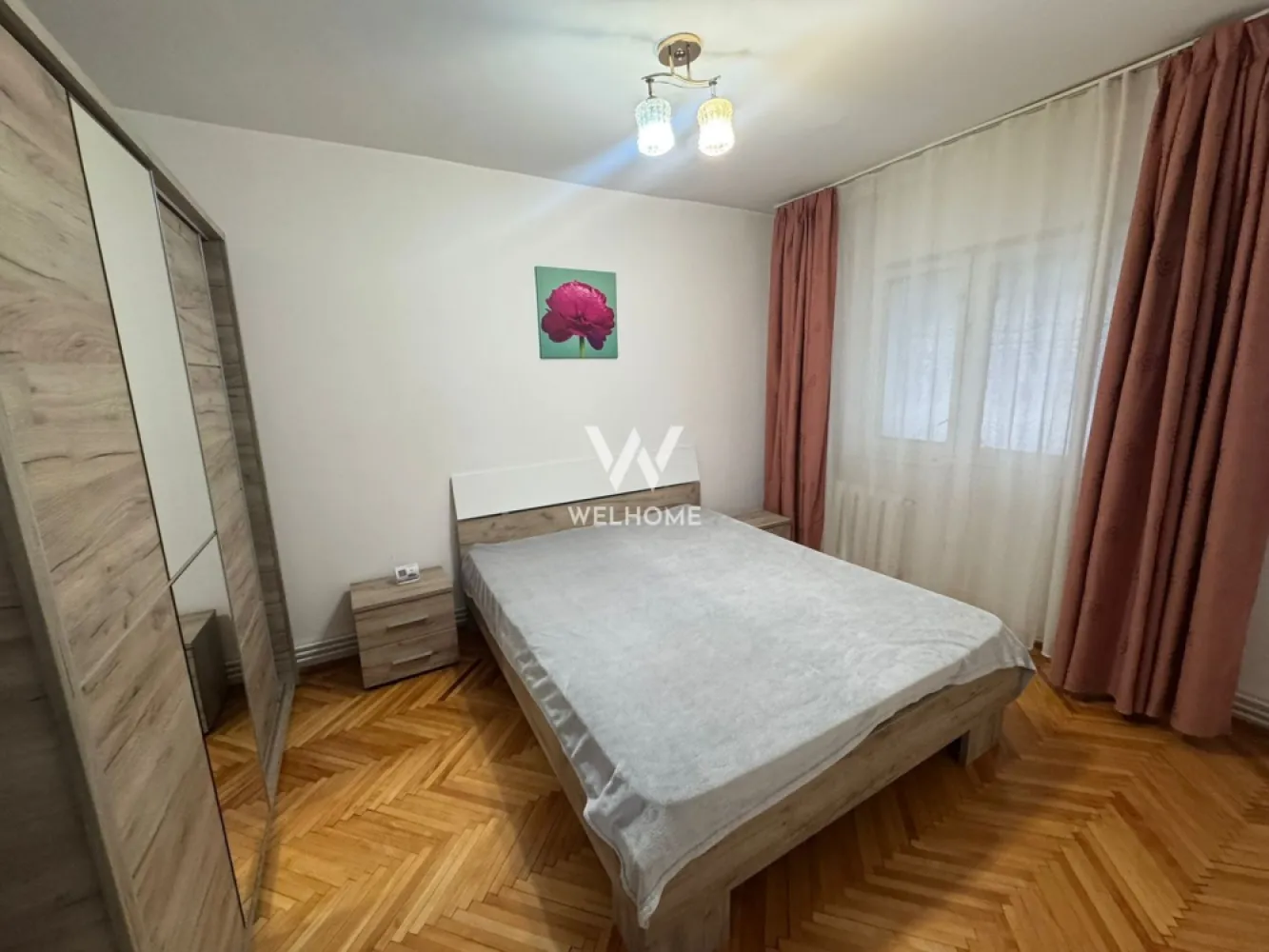 Apartament de inchiriat, 2 camere, Strand, Sibiu - Va oferim spre inchiriere un apartament total decomandat, situat la etajul 1 al unui bloc de pe strada Bihorului din cartierul Strand (blocul cu Digi).
In imediata apropiere: magazine, farmacii, statii de autobuz
Apartamentul a fost recent eliberat, este complet mobilat (urmeaza sa fie adusa si o canapea noua)

Compartimentare:
hol, baie, dormitor cu iesire pe balcon, bucatarie inchisa cu camara, living spatios

Pret inchiriere: 390 euro/luna, usor negociabil+ o luna garantie
Comision agentie: 50% din contravaloarea unei chirii
NU se accepta animale de companie
Detalii: 0752.088.381- Roxana