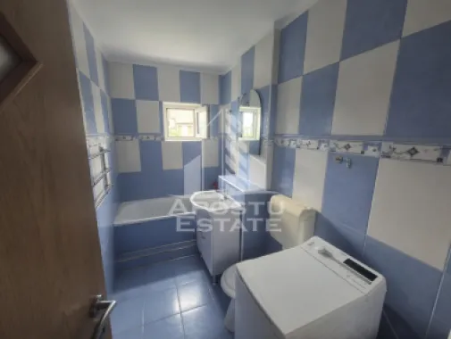 Apartament 2 camere, 54 mp, etaj 4/4, acoperiș nou