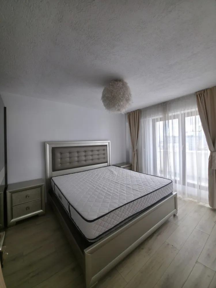 ✨ Penthouse exclusivist – 3 camere mobilat – gata de mutat – 160.000 € ✨