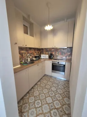 Apartament cu 2 camere de închiriat Ultracentral