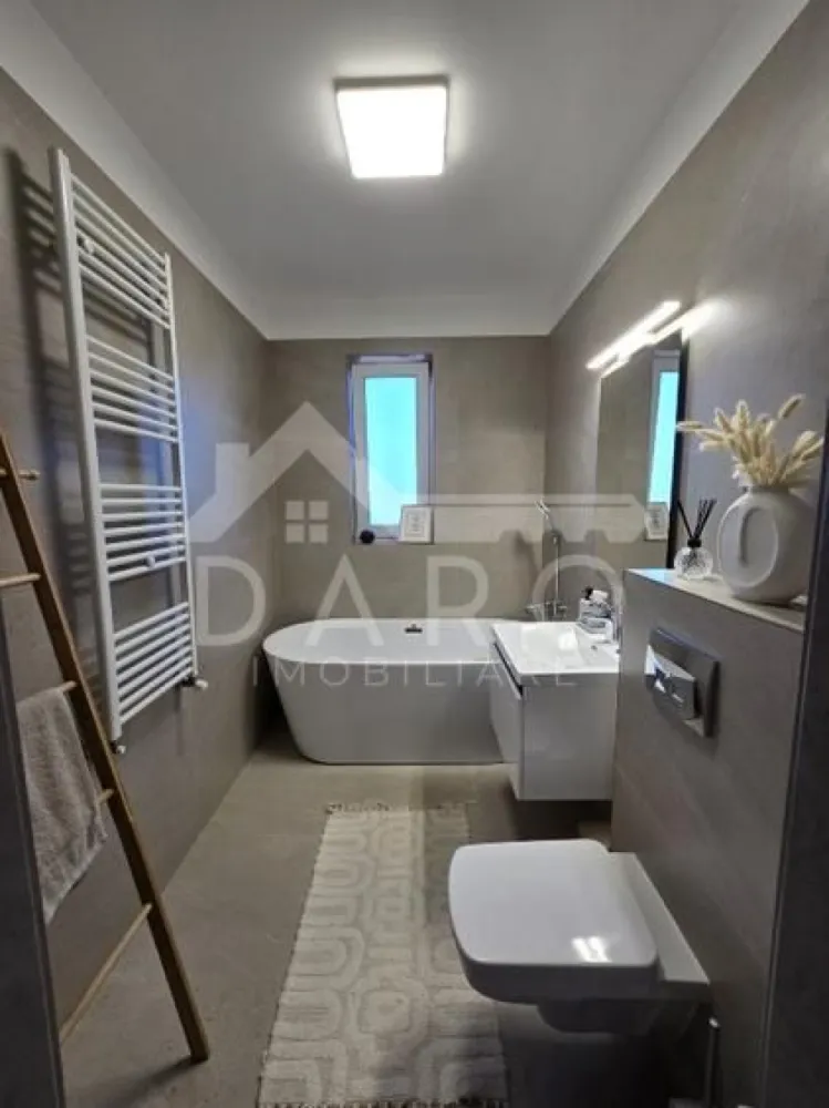 Penthouse 120 mp cu terase generoase