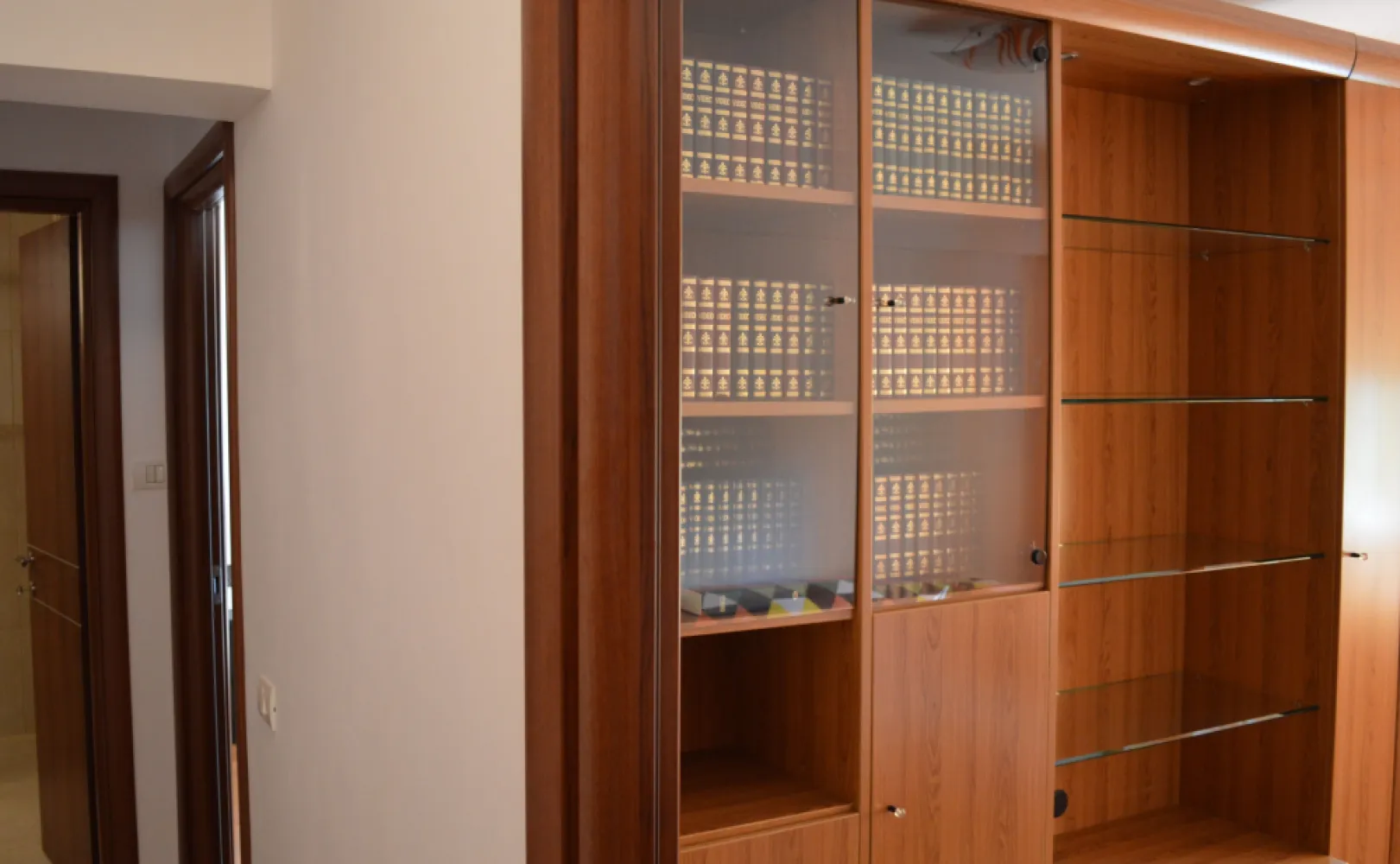 Apartament 3 camere de închiriat – Zona Titan
