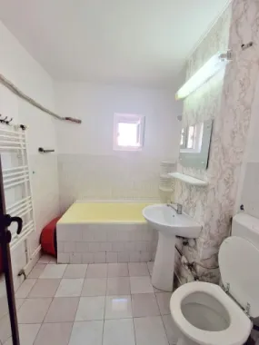 Apartament 2 camere de închiriat - Micro 17 - Mobilat - 300 Euro