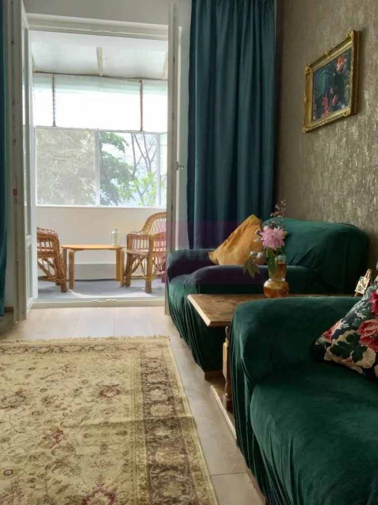 Inchiriere Apartament 2 camere Floreasca-Aviatiei - Agentia Imobiliara Apulum 94, va propune spre inchiriere
Apartament 2 camere, la etajul 2, intr un bloc cu 2 nivele, in cea mai exclusivista zona a Bucurestiului, cartierul Floreasaca, Primaverii, Aviatiei.
Apartamentul este prevazut cu centrala pe gaz, dispune de aer conditionat si toate electrocasnice necesare pt un confort sporit.
in zona se afla numeroase restaurante, terase, parcuri si unitati de invatamant.
De asemenea acesta este bine conectata la mijloacele de transport in comun.
Pretul chiriei este de 600 euro.
Va asteptam la o vizionare.