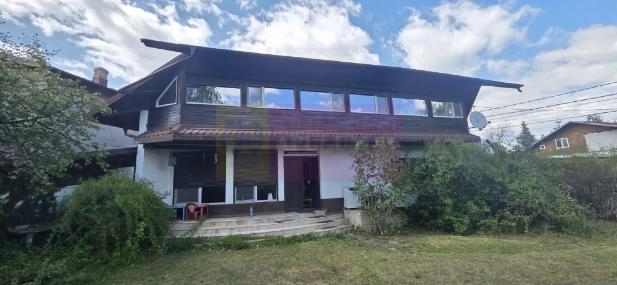 Vila de vânzare cu 4 camere în Breaza