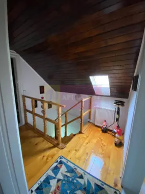 Vila de vânzare cu 4 camere în Breaza