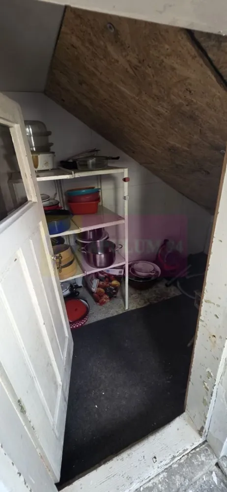 Casa de vanzare cu 6 camere in Busteni
