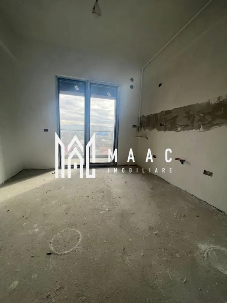 Apartament 2 camere | Dem Radulescu-Ostroveni | Bloc nou intabulat - MAAC Imobiliare vă oferă spre vânzare un apartament modern cu 2 camere, situat într-una dintre cele mai apreciate zone ale orașului – Dem Rădulescu – Ostroveni, Râmnicu Vâlcea. Proprietatea se află la etajul 2/3, într-un bloc nou, finalizat în 2025, dotat cu lift și intabulat, pregătit pentru tranzacționare imediată.

Suprafață construită: 70 m²
Compartimentare optimă:

* Living luminos și spațios
* Bucătărie separată
* Dormitor confortabil
* Baie modernă
* Logie + balcon – spații ideale pentru relaxare

Apartamentul se predă finisat la cheie, iar viitorul proprietar are posibilitatea de a personaliza finisajele după propriul gust, pentru un cămin exact așa cum și-l dorește.

Loc de parcare exterior inclus în preț, înscris în actul de proprietate – un avantaj important într-o zonă aglomerată.

Achiziția se poate realiza prin orice modalitate de plată, ceea ce face această ofertă accesibilă și flexibilă.

Un apartament nou, modern, excelent poziționat și cu facilități complete – o oportunitate ideală oferită de MAAC Imobiliare.

Pentru informații suplimentare sau pentru o vizionare, vă stăm cu drag la dispoziție!

id: CP2851694