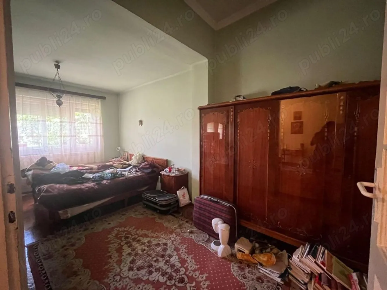 BRASADAS vinde casa cu 3 camere in zona ultracentrala. - Agenția imobiliara BRASADAS vinde casa, zona ultracentrala, 342 metri patrati, 3 camere, hol spatios, baie, bucatarie, incalzire sistem centralizat, curte cu garaj.
Www.brasadas.com.