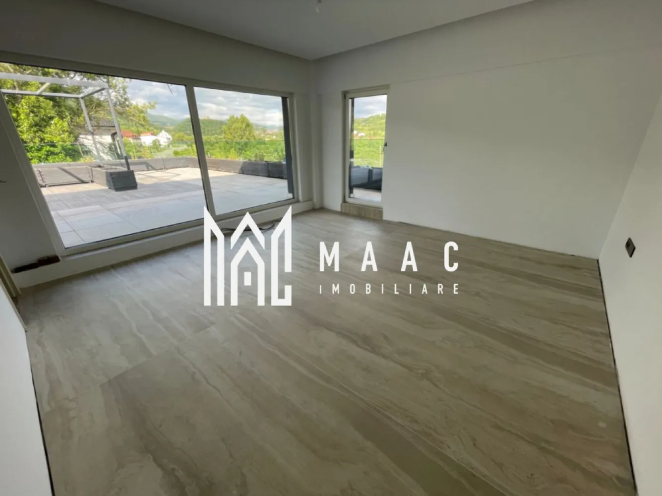 Casa de lux | Teren 1190 mp | Piscina interioara
