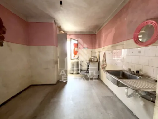 Apartament 3 camere de vanzare, 2 bai, zona Soarelui, Timisoara