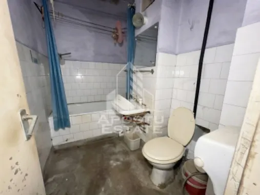 Apartament 3 camere de vanzare, 2 bai, zona Soarelui, Timisoara